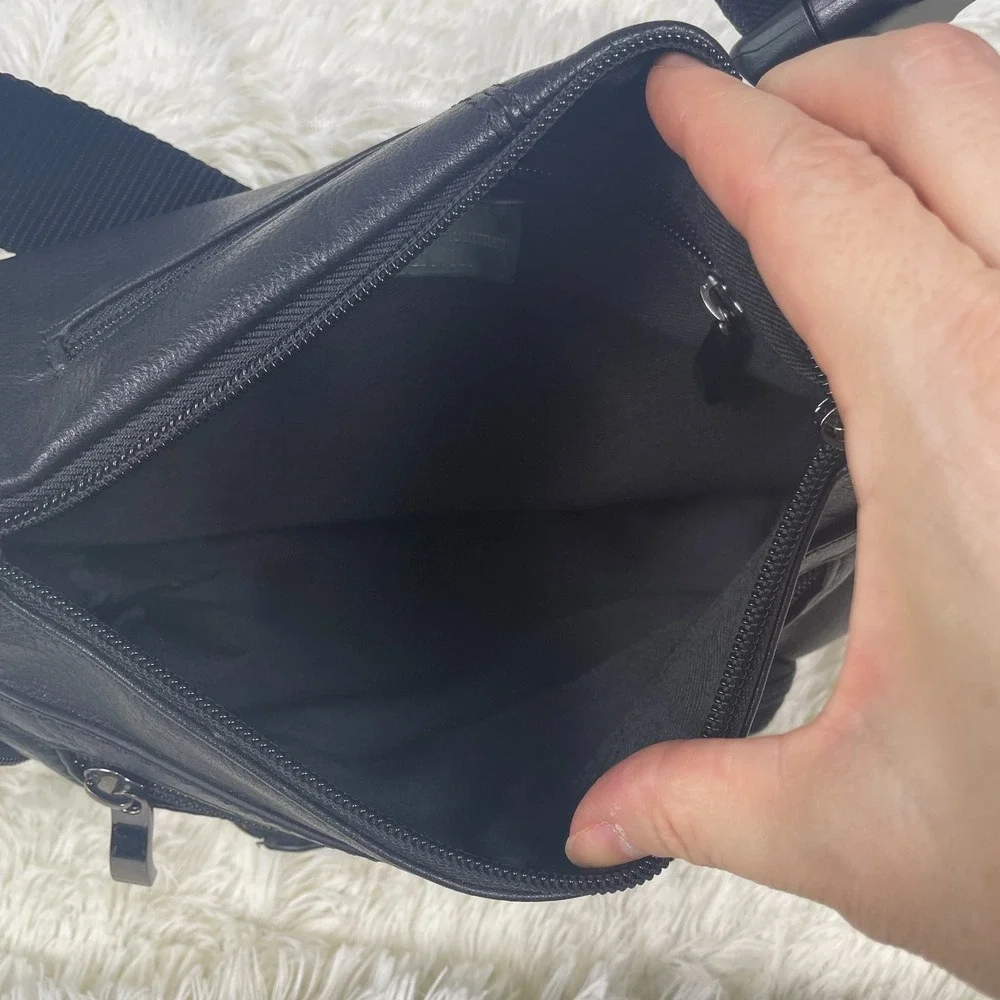 Hammacher Schlemmer Genuine Leather Black Waist Bag Fanny Pack Travel Bag